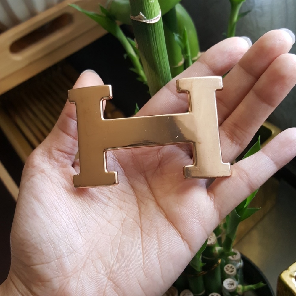 "H" rose gold belt buckle RESERVED FOR Kbkarnes